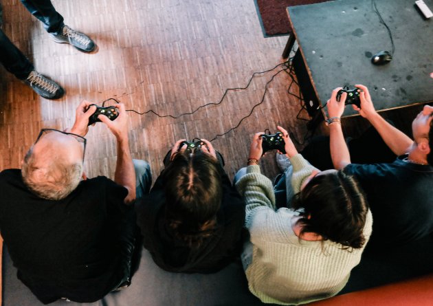 gfk_gaminggender_23-20.jpg