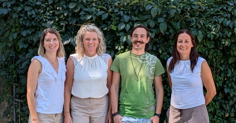 gruppenfoto_5.jpg